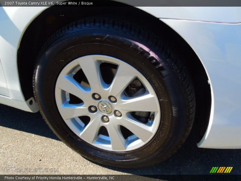 Super White / Bisque 2007 Toyota Camry XLE V6