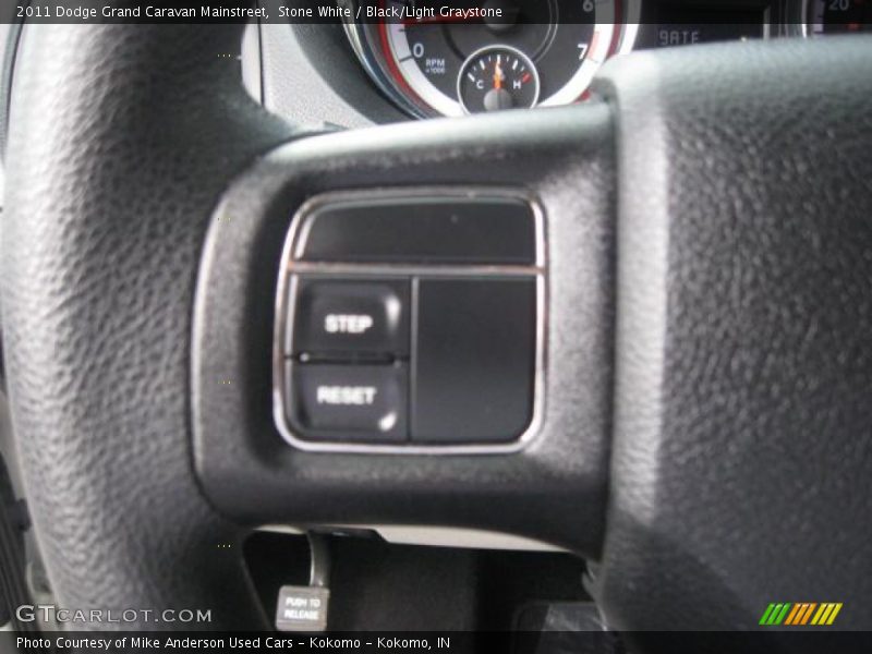 Stone White / Black/Light Graystone 2011 Dodge Grand Caravan Mainstreet