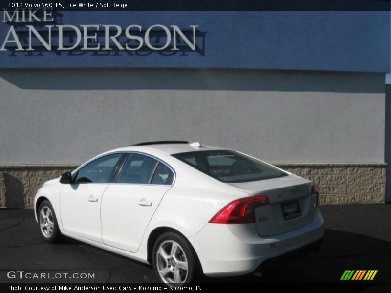 Ice White / Soft Beige 2012 Volvo S60 T5