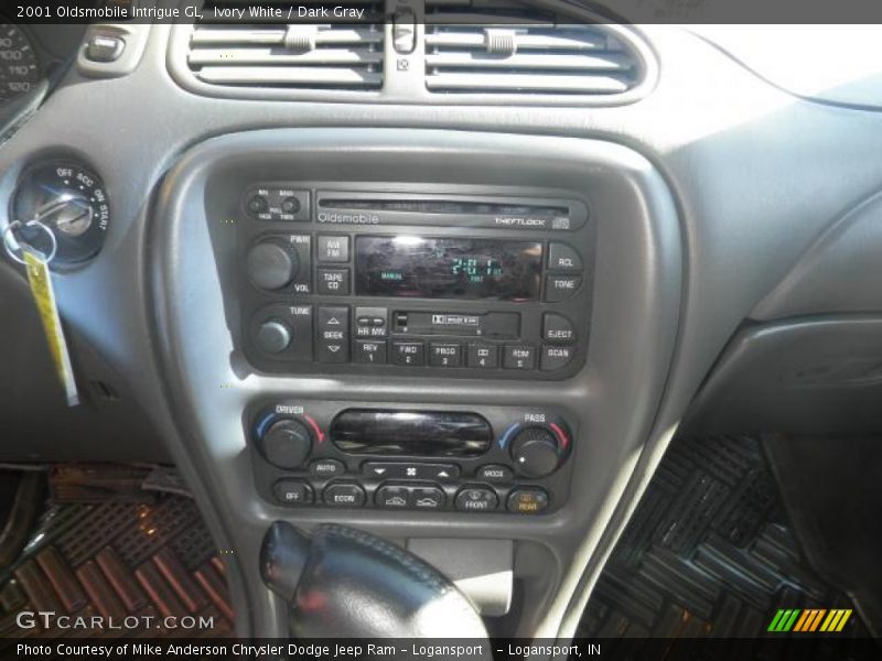 Ivory White / Dark Gray 2001 Oldsmobile Intrigue GL