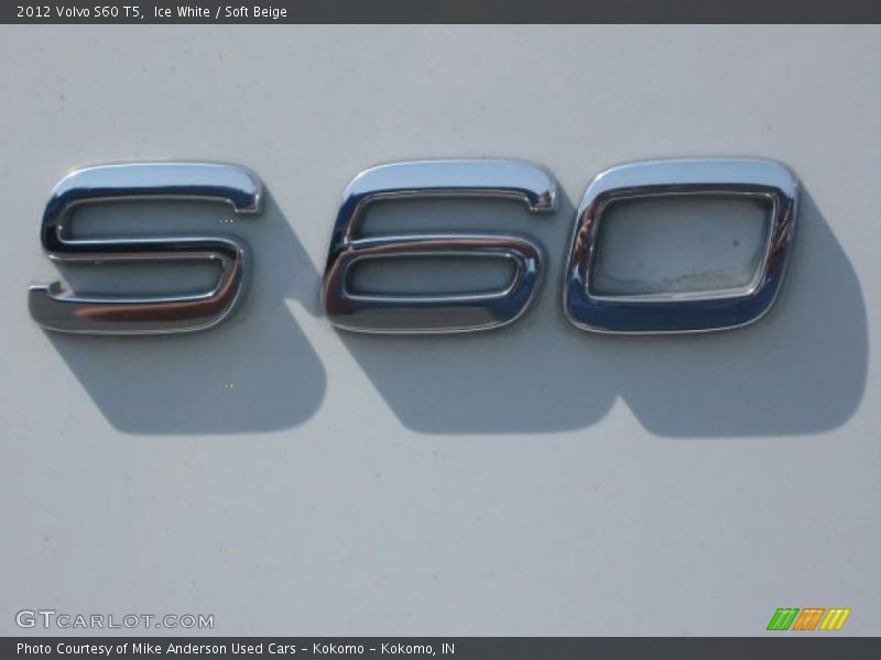 Ice White / Soft Beige 2012 Volvo S60 T5