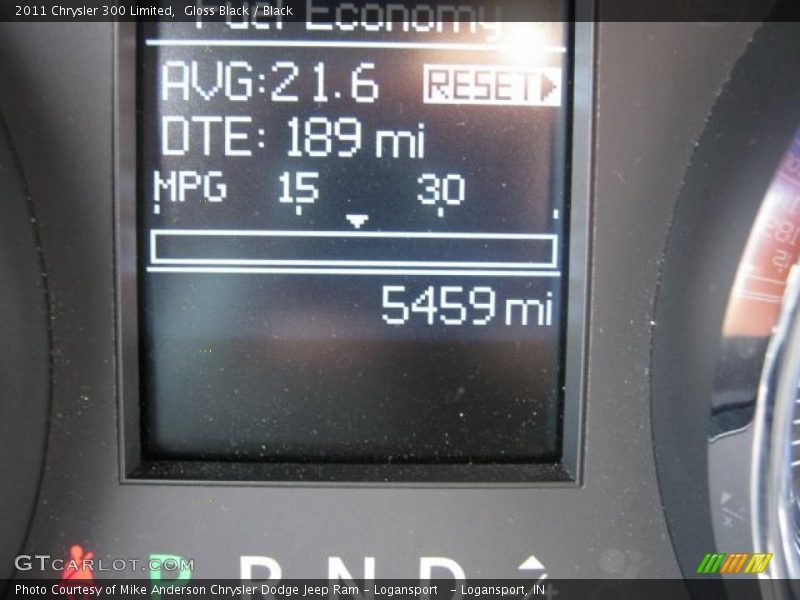 Gloss Black / Black 2011 Chrysler 300 Limited