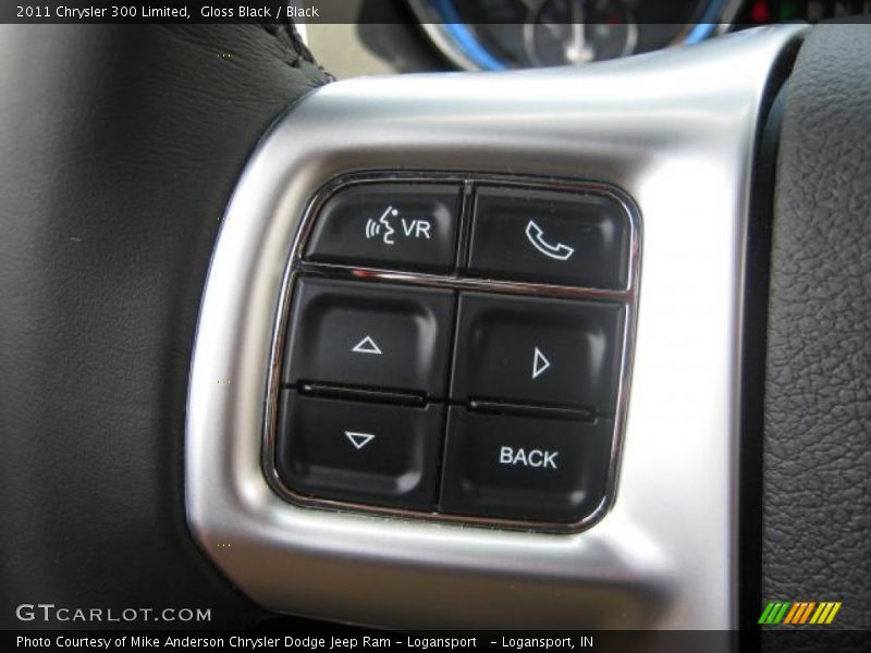 Gloss Black / Black 2011 Chrysler 300 Limited