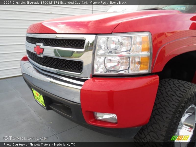 Victory Red / Ebony Black 2007 Chevrolet Silverado 1500 LT Z71 Extended Cab 4x4