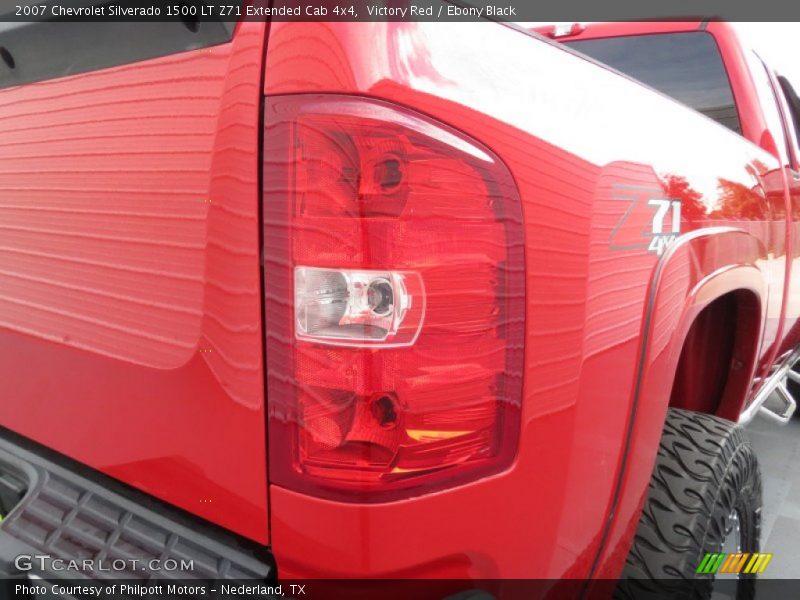 Victory Red / Ebony Black 2007 Chevrolet Silverado 1500 LT Z71 Extended Cab 4x4