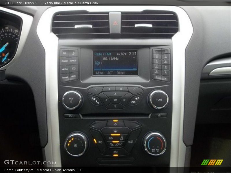 Controls of 2013 Fusion S