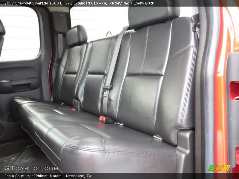 Victory Red / Ebony Black 2007 Chevrolet Silverado 1500 LT Z71 Extended Cab 4x4