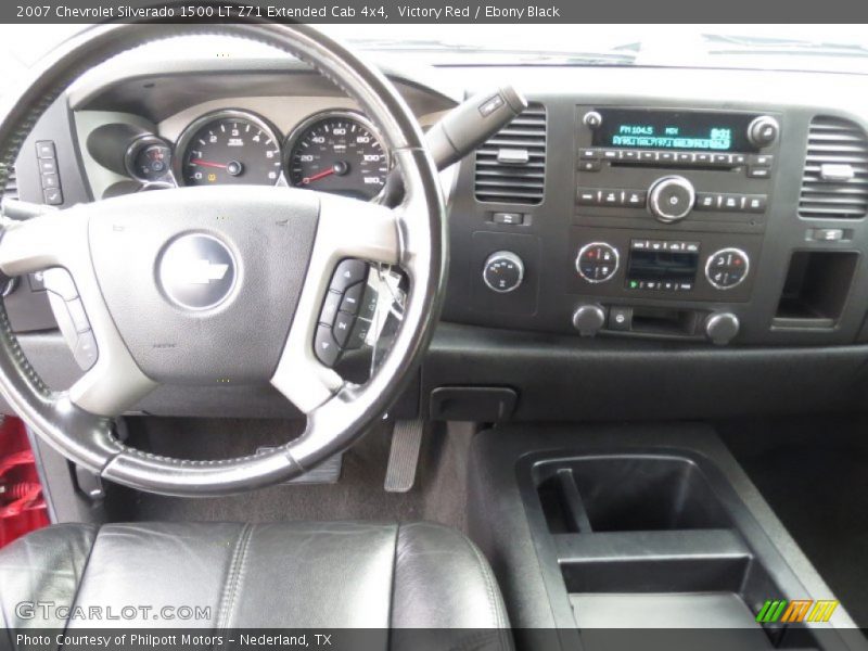 Victory Red / Ebony Black 2007 Chevrolet Silverado 1500 LT Z71 Extended Cab 4x4