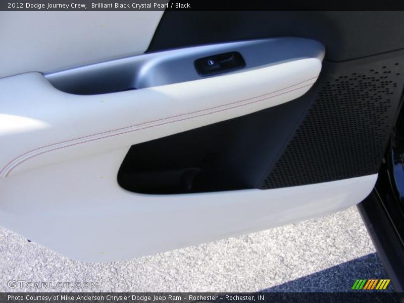 Brilliant Black Crystal Pearl / Black 2012 Dodge Journey Crew
