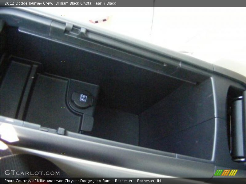 Brilliant Black Crystal Pearl / Black 2012 Dodge Journey Crew