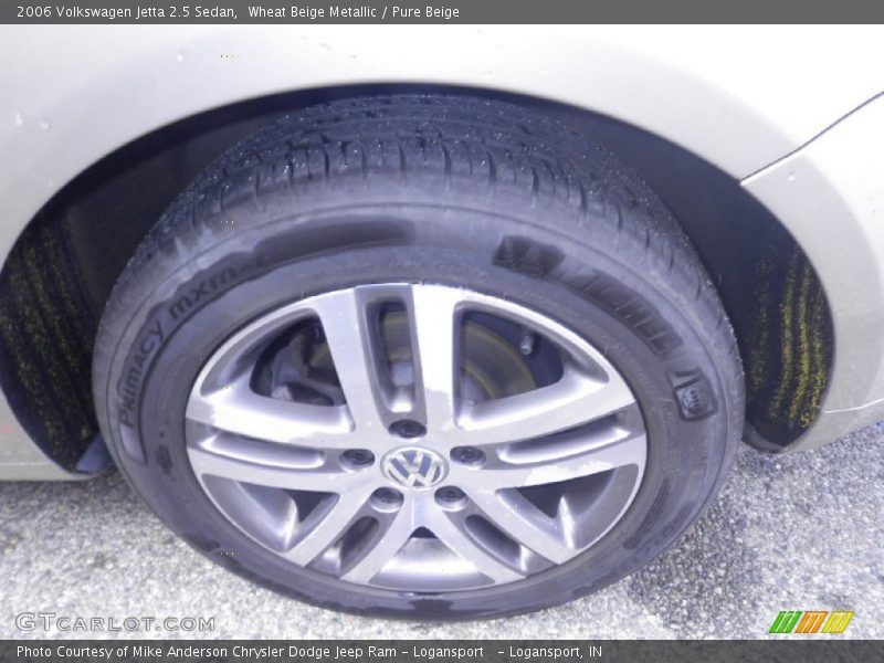 Wheat Beige Metallic / Pure Beige 2006 Volkswagen Jetta 2.5 Sedan