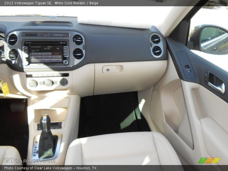 White Gold Metallic / Beige 2013 Volkswagen Tiguan SE