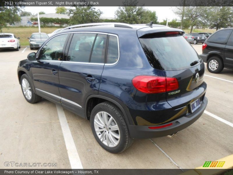 Night Blue Metallic / Black 2013 Volkswagen Tiguan SE