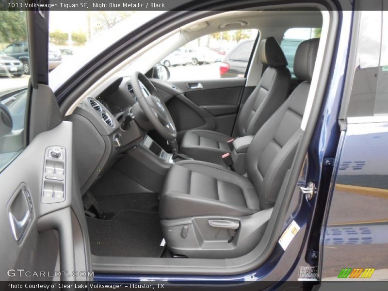 Night Blue Metallic / Black 2013 Volkswagen Tiguan SE