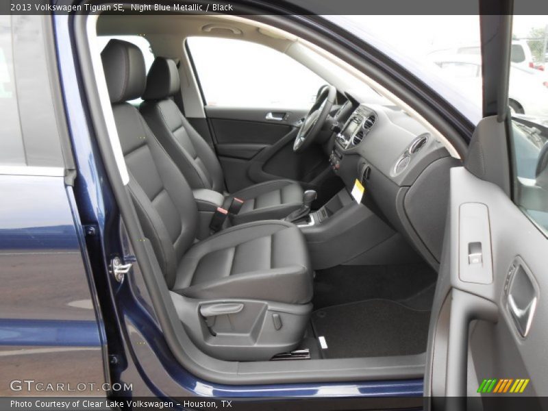 Night Blue Metallic / Black 2013 Volkswagen Tiguan SE