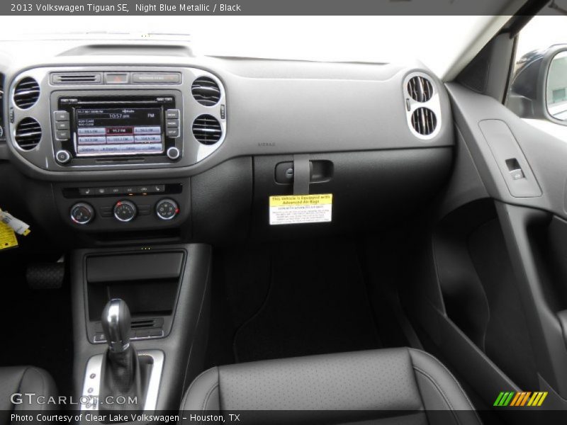 Night Blue Metallic / Black 2013 Volkswagen Tiguan SE