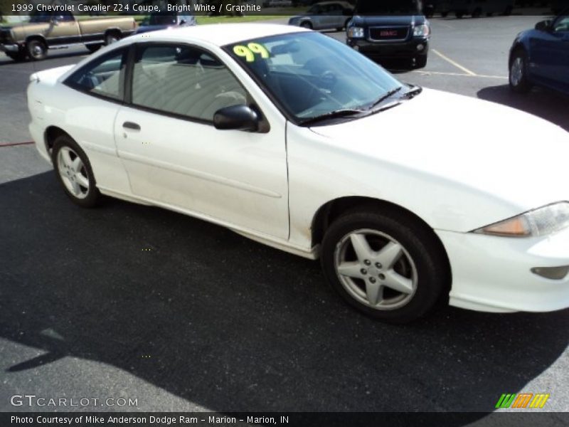 Bright White / Graphite 1999 Chevrolet Cavalier Z24 Coupe