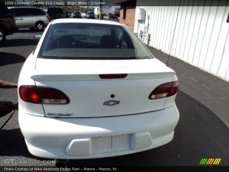 Bright White / Graphite 1999 Chevrolet Cavalier Z24 Coupe