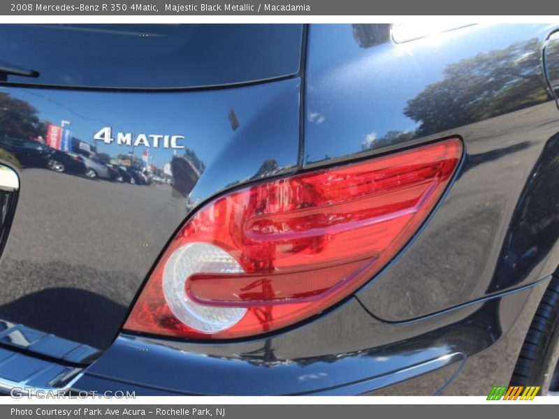 Majestic Black Metallic / Macadamia 2008 Mercedes-Benz R 350 4Matic