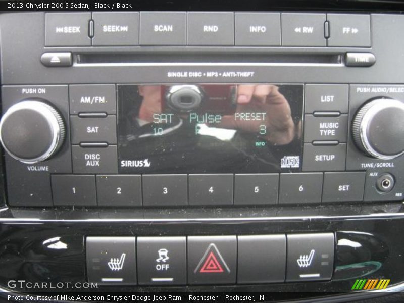 Black / Black 2013 Chrysler 200 S Sedan