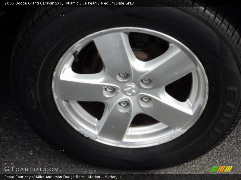 Atlantic Blue Pearl / Medium Slate Gray 2005 Dodge Grand Caravan SXT