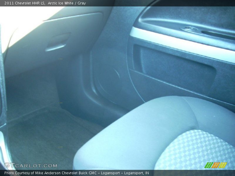 Arctic Ice White / Gray 2011 Chevrolet HHR LS