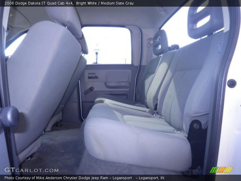 Bright White / Medium Slate Gray 2006 Dodge Dakota ST Quad Cab 4x4