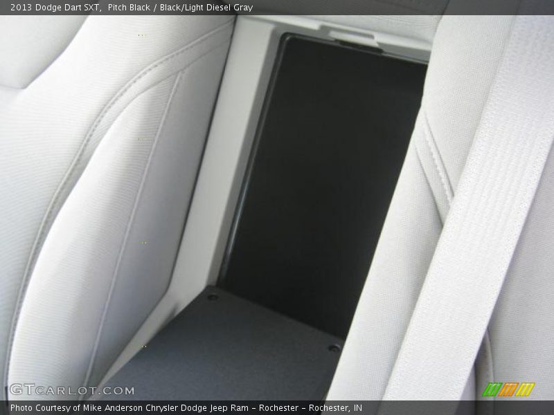 Pitch Black / Black/Light Diesel Gray 2013 Dodge Dart SXT