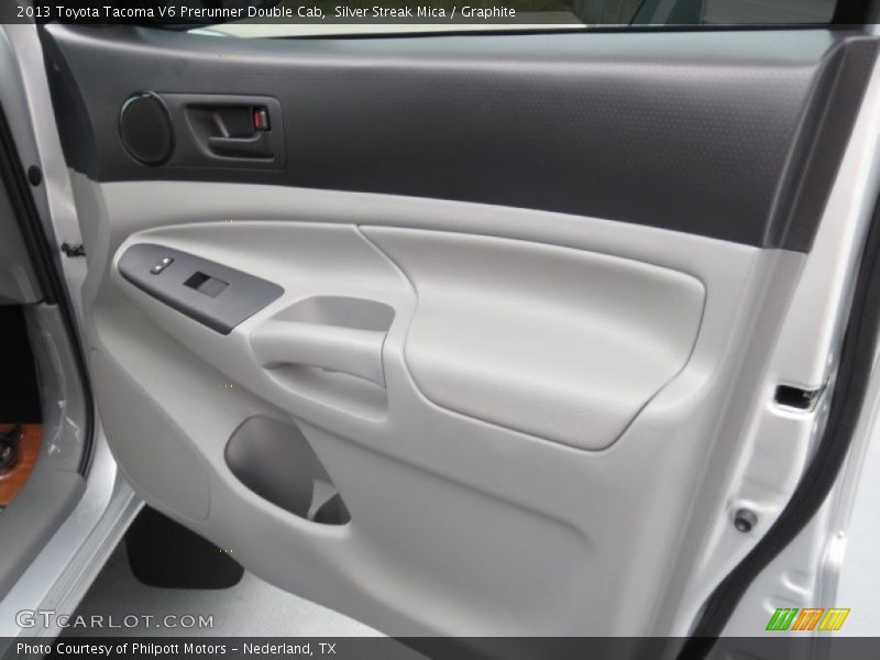 Door Panel of 2013 Tacoma V6 Prerunner Double Cab