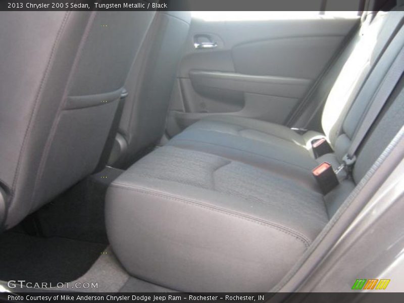 Tungsten Metallic / Black 2013 Chrysler 200 S Sedan
