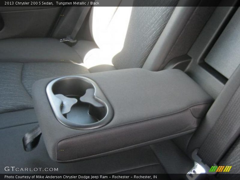 Tungsten Metallic / Black 2013 Chrysler 200 S Sedan