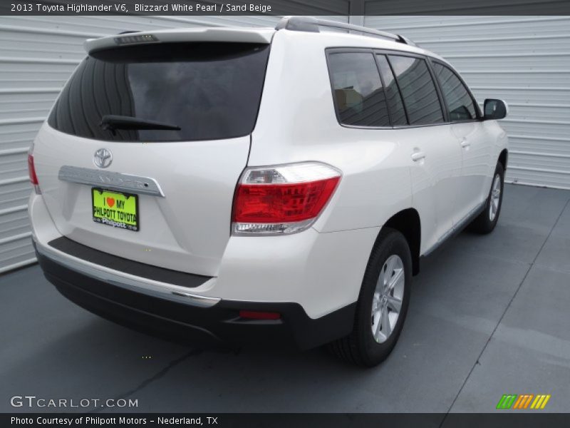 Blizzard White Pearl / Sand Beige 2013 Toyota Highlander V6