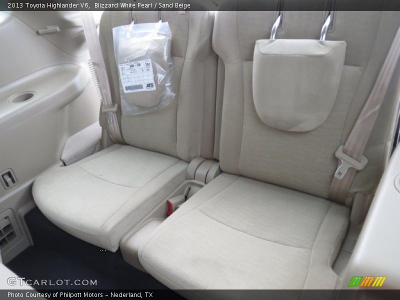 Rear Seat of 2013 Highlander V6
