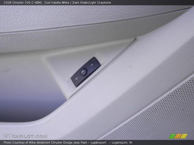 Cool Vanilla White / Dark Khaki/Light Graystone 2008 Chrysler 300 C HEMI