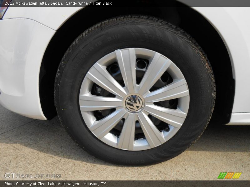 Candy White / Titan Black 2013 Volkswagen Jetta S Sedan