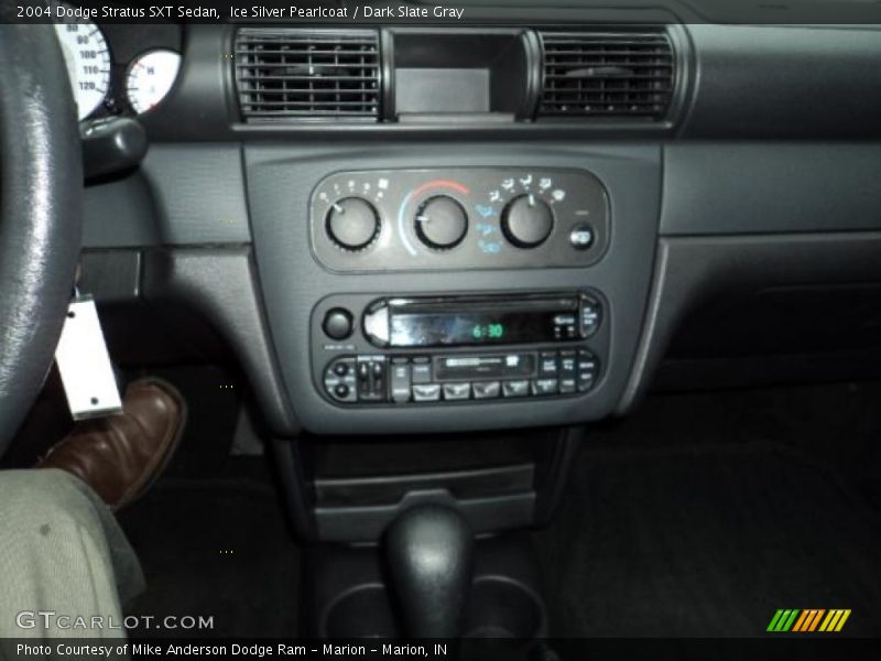 Controls of 2004 Stratus SXT Sedan