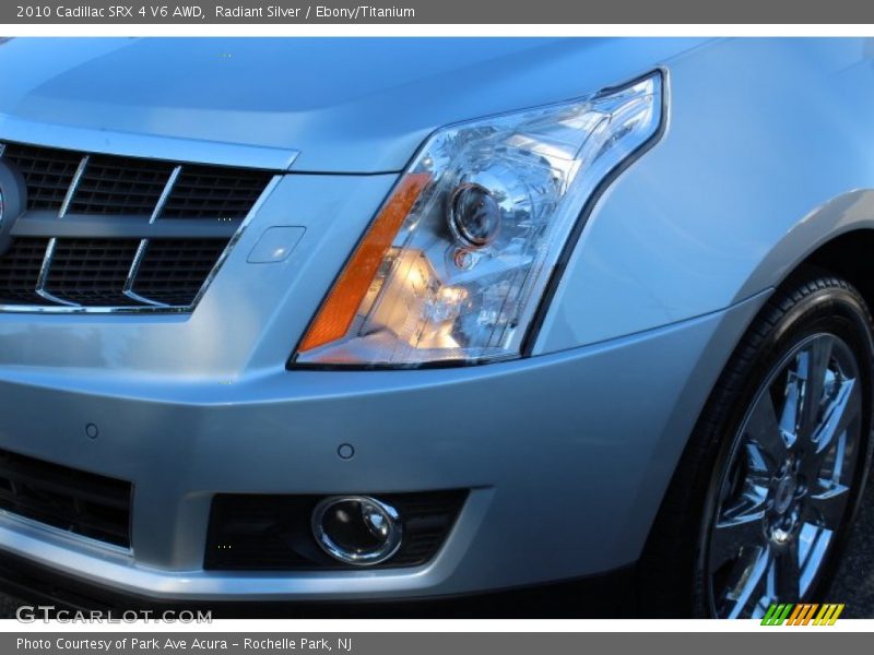Radiant Silver / Ebony/Titanium 2010 Cadillac SRX 4 V6 AWD