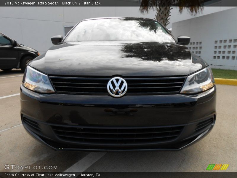 Black Uni / Titan Black 2013 Volkswagen Jetta S Sedan