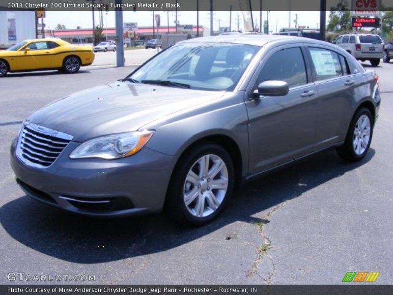 Tungsten Metallic / Black 2013 Chrysler 200 Limited Sedan