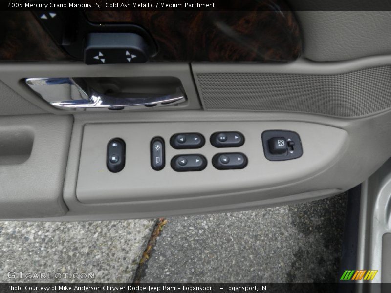 Gold Ash Metallic / Medium Parchment 2005 Mercury Grand Marquis LS