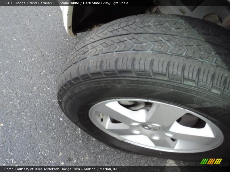 Stone White / Dark Slate Gray/Light Shale 2010 Dodge Grand Caravan SE