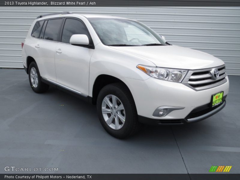 Blizzard White Pearl / Ash 2013 Toyota Highlander