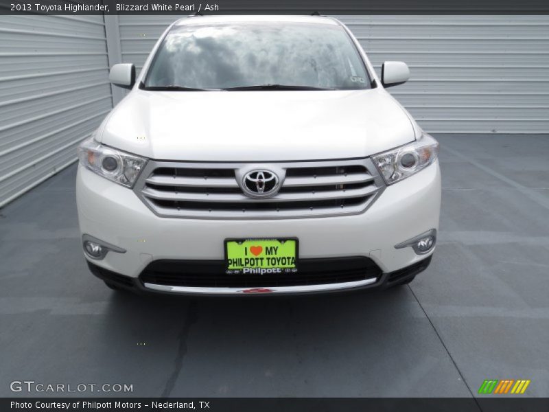 Blizzard White Pearl / Ash 2013 Toyota Highlander