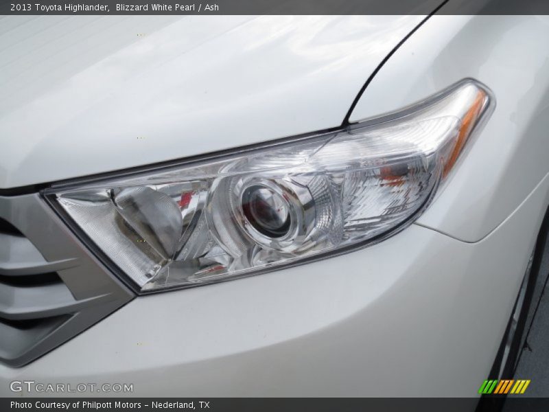 Blizzard White Pearl / Ash 2013 Toyota Highlander