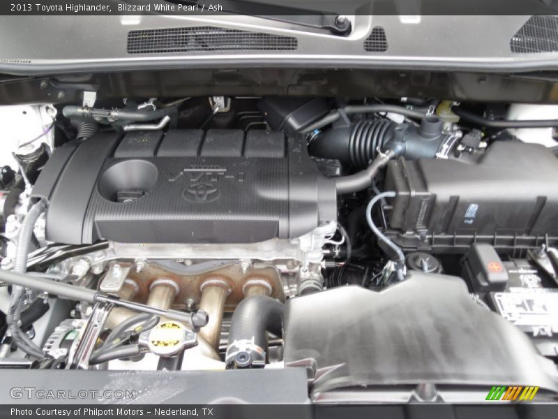Blizzard White Pearl / Ash 2013 Toyota Highlander