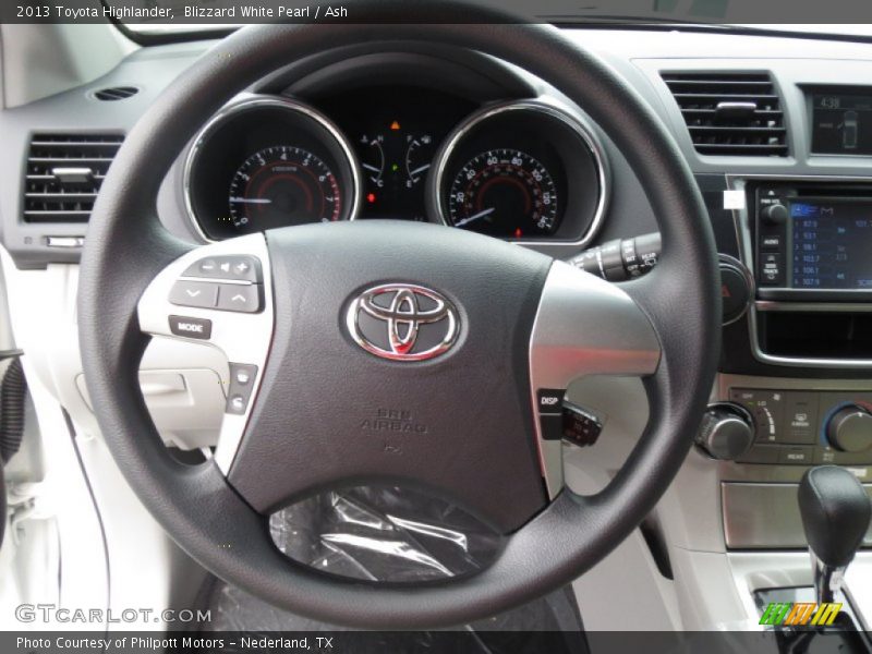 Blizzard White Pearl / Ash 2013 Toyota Highlander