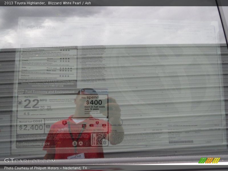 Blizzard White Pearl / Ash 2013 Toyota Highlander