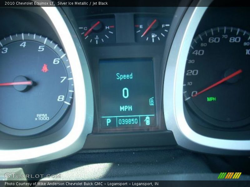 Silver Ice Metallic / Jet Black 2010 Chevrolet Equinox LT