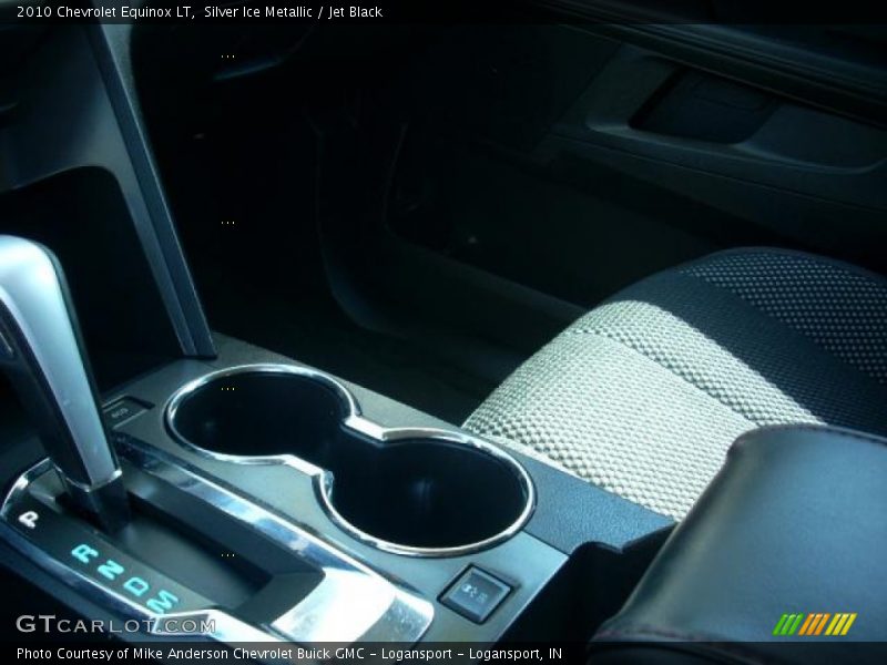 Silver Ice Metallic / Jet Black 2010 Chevrolet Equinox LT