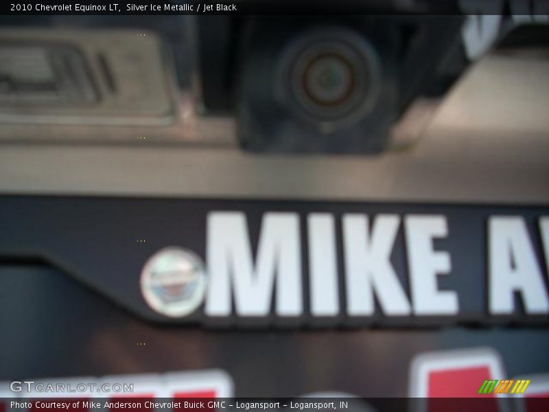 Silver Ice Metallic / Jet Black 2010 Chevrolet Equinox LT
